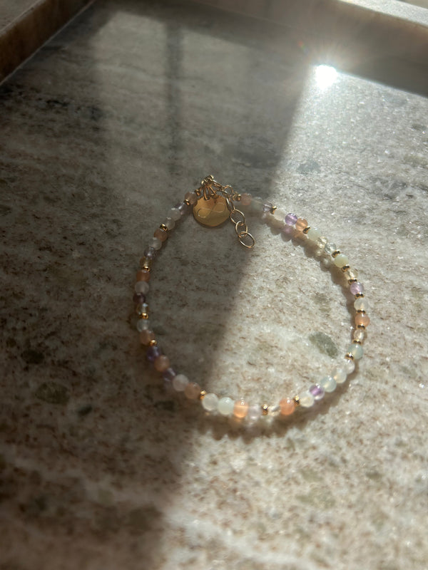 Heilsteinarmband - Lune // Amethyst, Rosenquarz, Mondstein, Sonnenstein, Spitzenachat