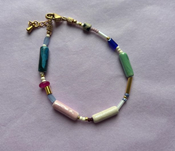 FARBTUPFER ARMBAND