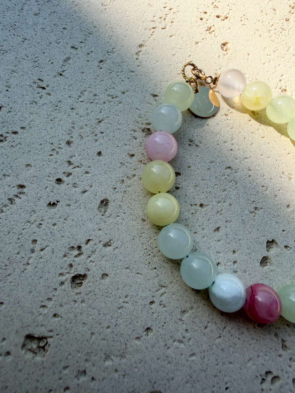 Natursteinarmband - Lotte II mit Smily Gravur