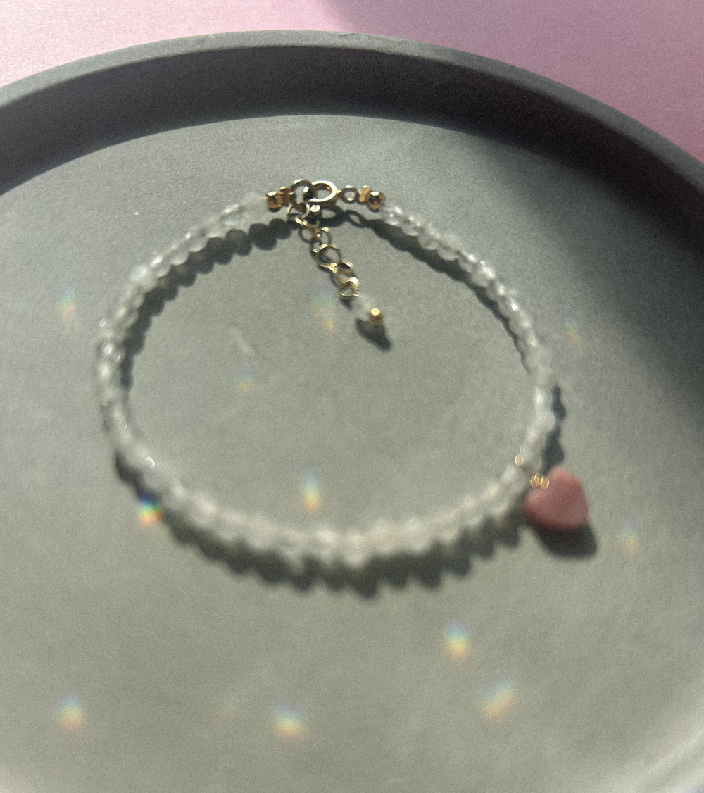 Armband Amélie – Zart. Natürlich. Mit Gefühl.