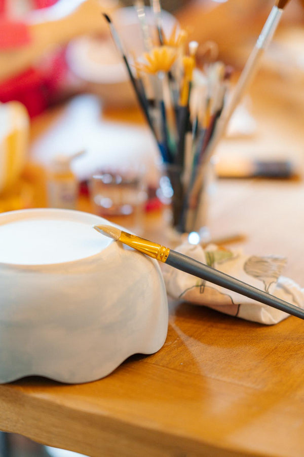 Beads & Paint I 13.11.2026 - Kombikurs aus Schmuckerstellung und Keramik bemalen